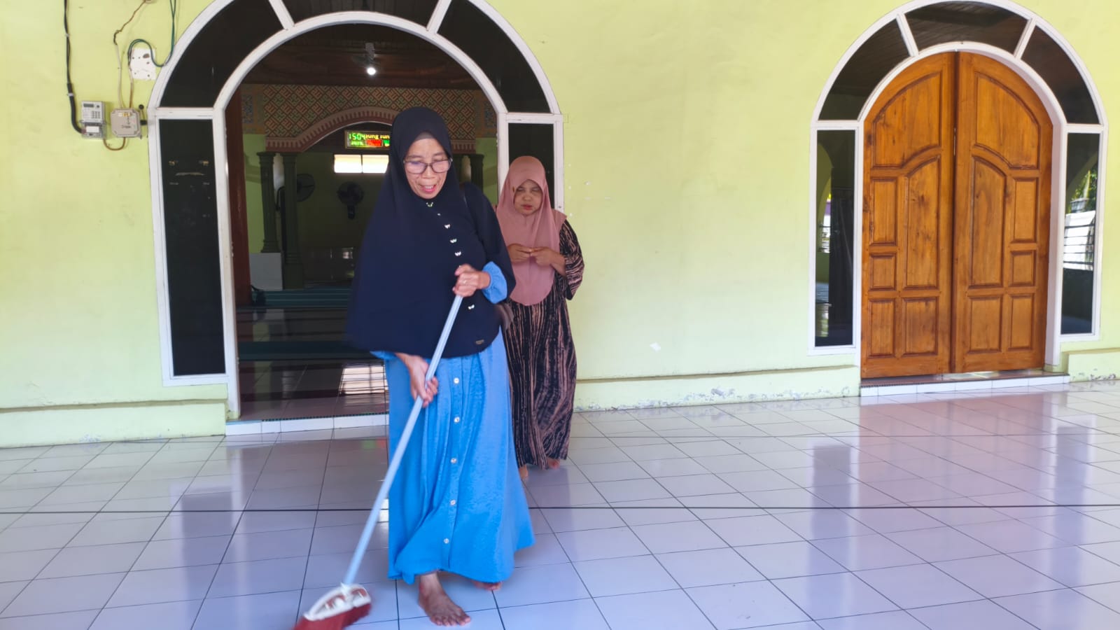 Dokumentasi kegiatan Bersih rumah ibadah Masjid Amanah Mukmin Sungai Kayu Ara Kecamatan Sungai Apit Kabupaten Siak 2026