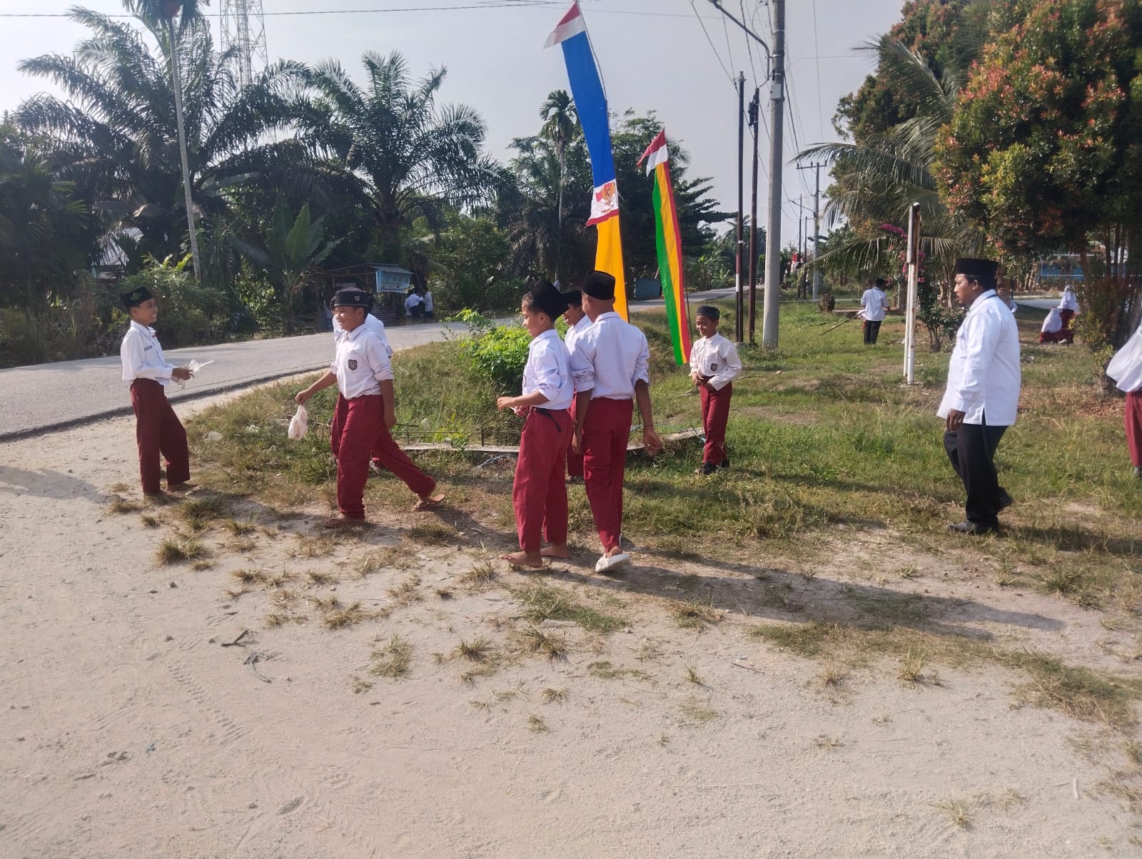 Dokumentasi kegiatan Bersih bersih Majid Baitul Muttaqien