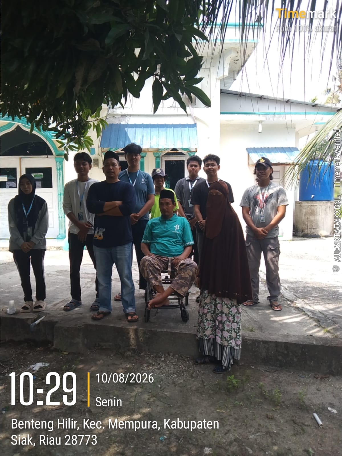 Dokumentasi kegiatan gerakan bersih bersih Masjid di Masjid Nurul Ikhlas Kampung Benteng Hilir