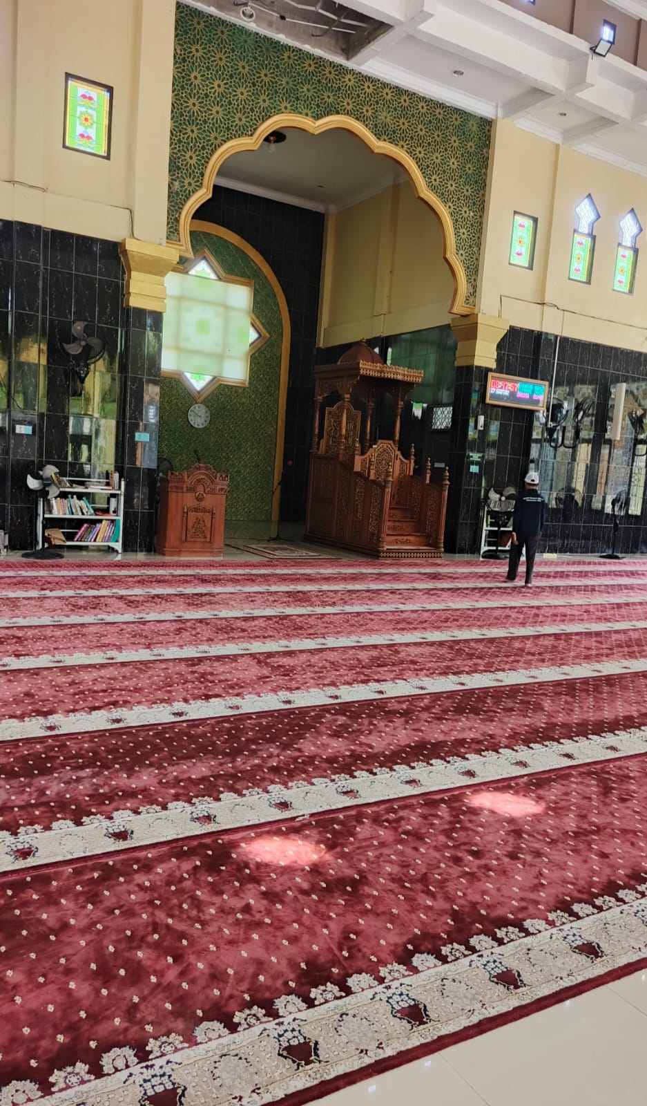 Dokumentasi kegiatan Bersama Menjaga Kebersihan Masjid