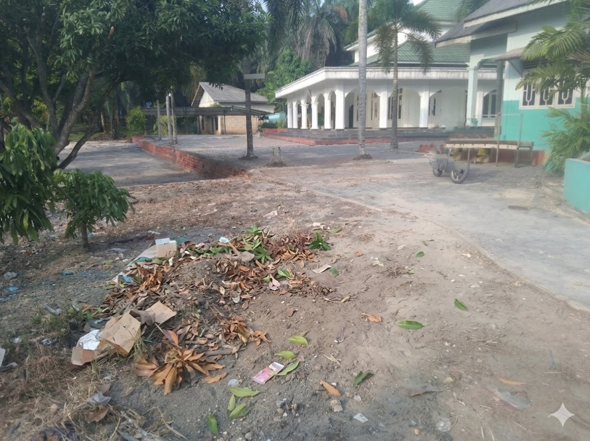 Dokumentasi kegiatan Gerakan Bersih-Bersih Masjid di Masjid Baitul Makmur Kampung Sialang Baru
