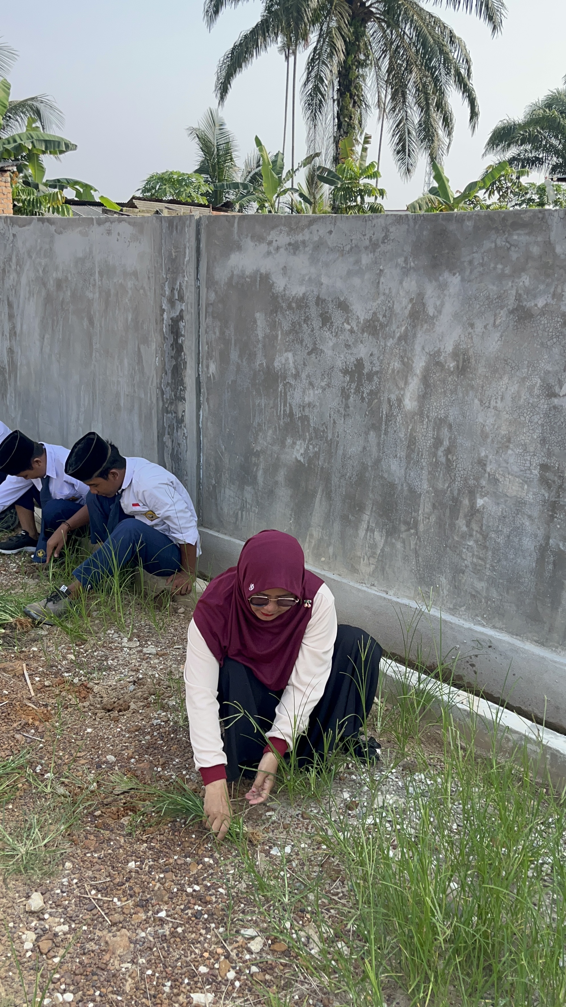 Dokumentasi kegiatan Gerakan Bersih-Bersih Masjid di Masjid Abdurrahim