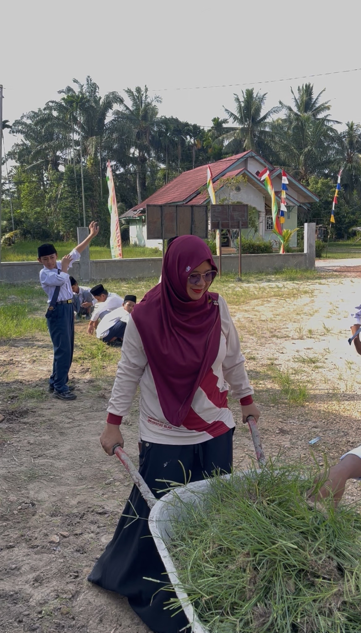 Dokumentasi kegiatan Gerakan Bersih-Bersih Masjid di Masjid Abdurrahim
